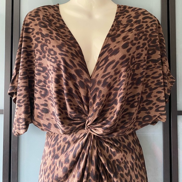 GUESS Cammi cheetah front knot dress - Picture 4 of 10